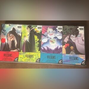 Collector's puzzle set featuring Disney Villains - NWT